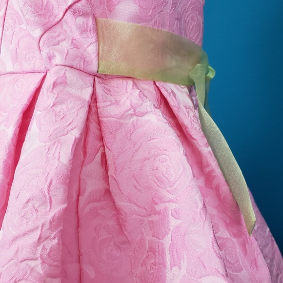 🆕️🎈😊  LITTLE ANGELS by US Angels Brocade Dress // (CHILD) // (NWT) - Picture 2 of 5